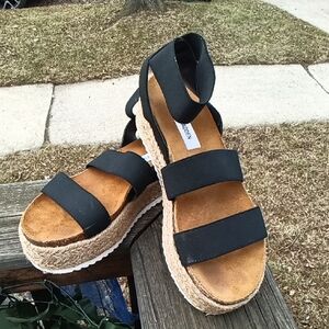 Steve Madden Kimmie Black Platform Sandals